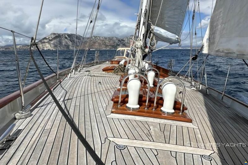 Hoek 74ft