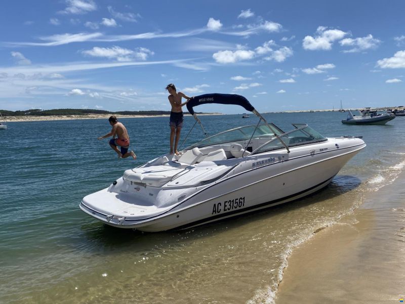 Four Winns Horizon 260