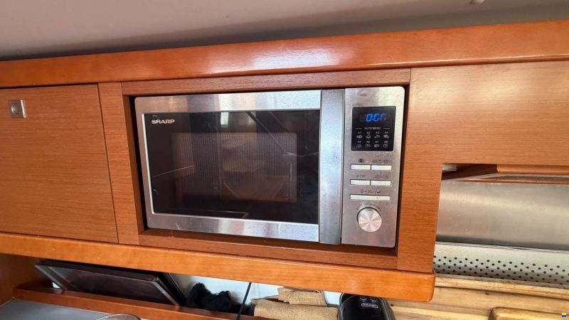 Beneteau Oceanis 55