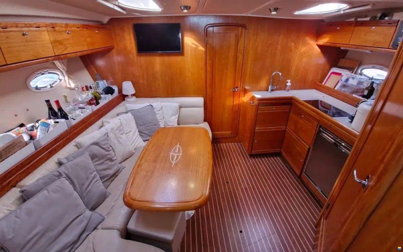 Bavaria 37 Sport
