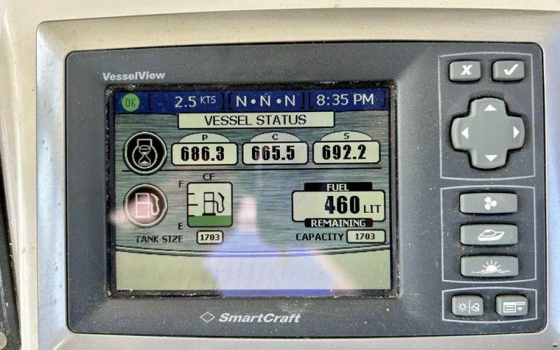 Boston Whaler 370 Outrage