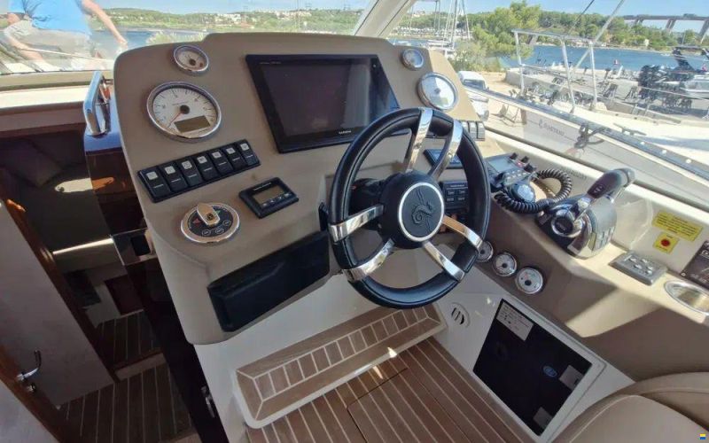 Marex 350 Cabriolet Cruiser