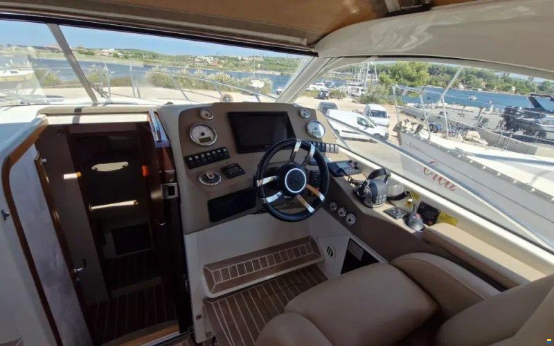 Marex 350 Cabriolet Cruiser