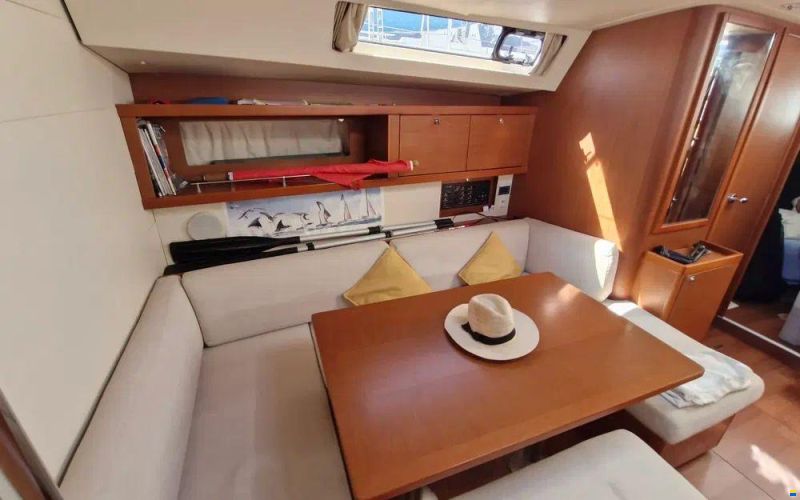 Beneteau Oceanis 45