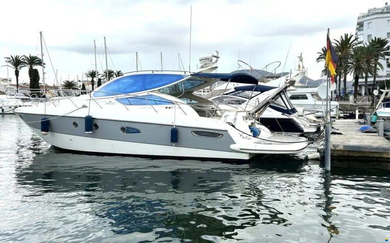 Cranchi Mediterranee 43 Hard Top