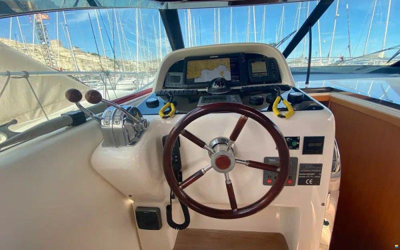 Uniesse 42 Open