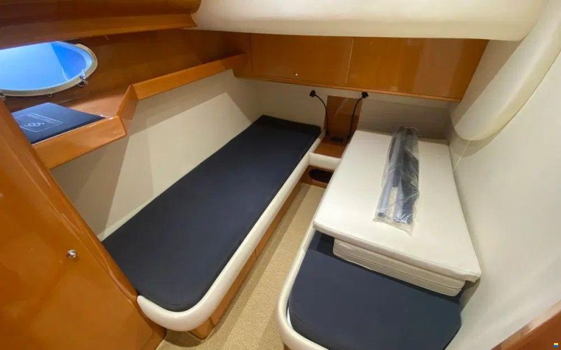Uniesse 42 Open