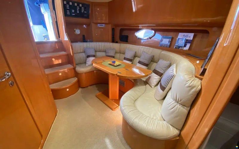 Uniesse 42 Open