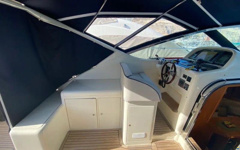 Uniesse 42 Open