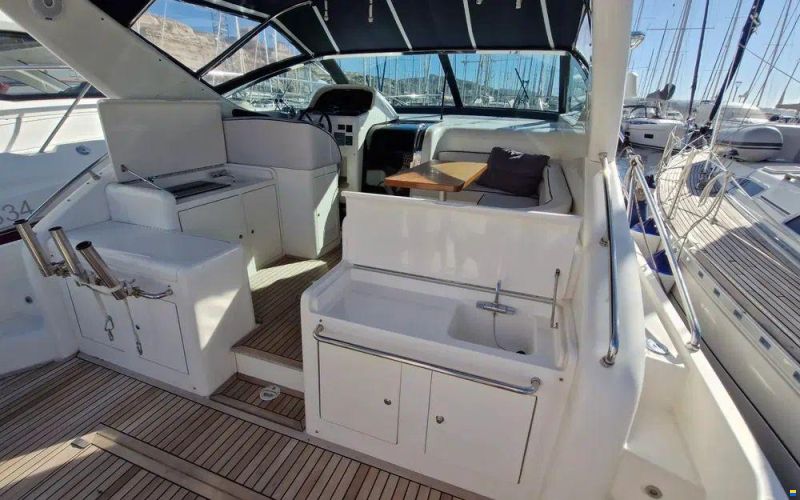 Uniesse 42 Open