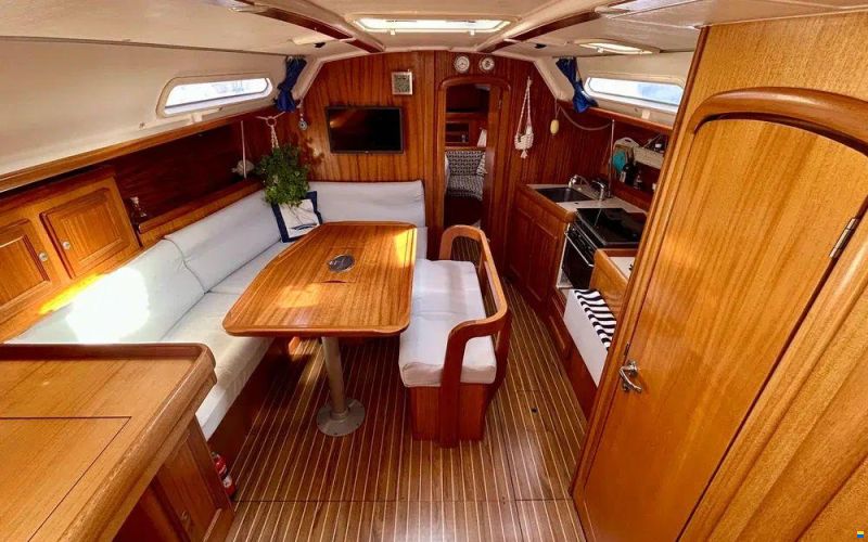 Dufour 36 CLASSIC
