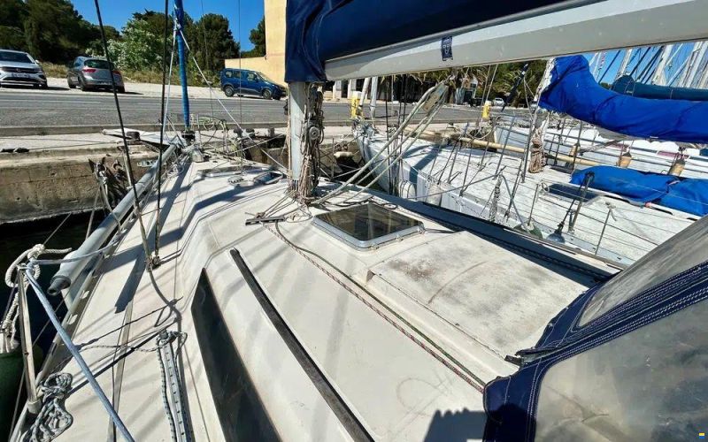 Beneteau First 35