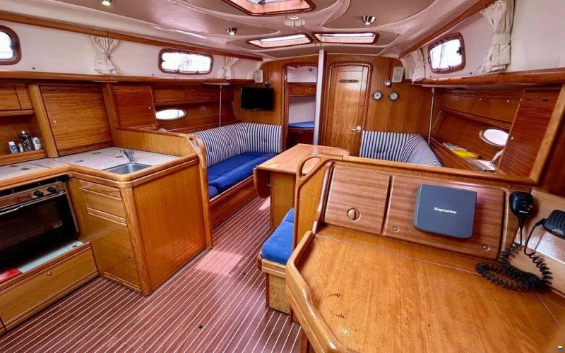 Bavaria 37 Cruiser