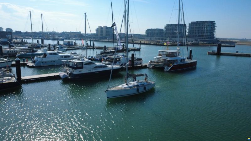 Grand Soleil 37