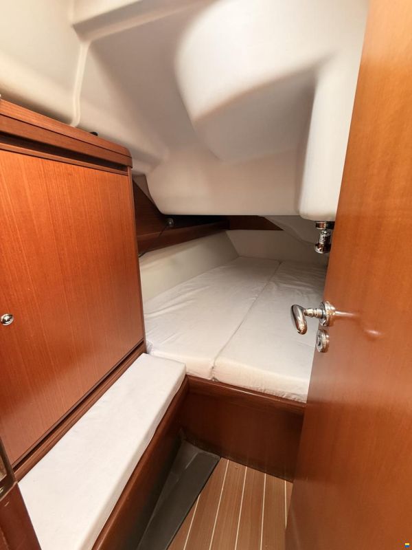 Grand Soleil 37