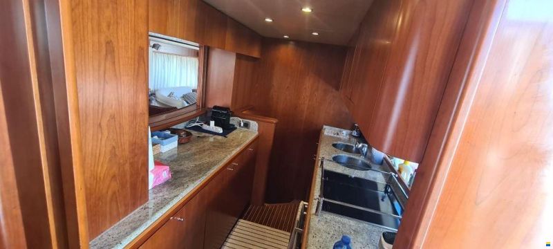 Azimut AZ 80 FLYBRIDGE