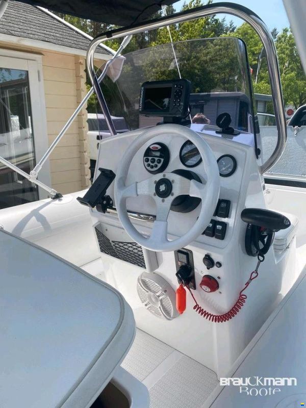 Grand Marine Modell