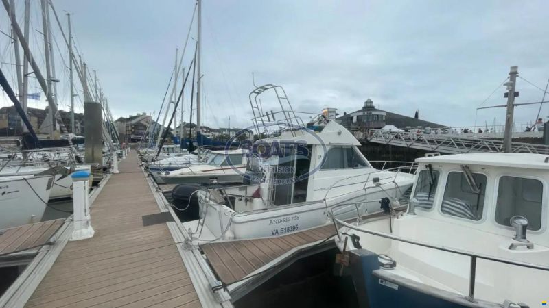 Beneteau Antares 7.55