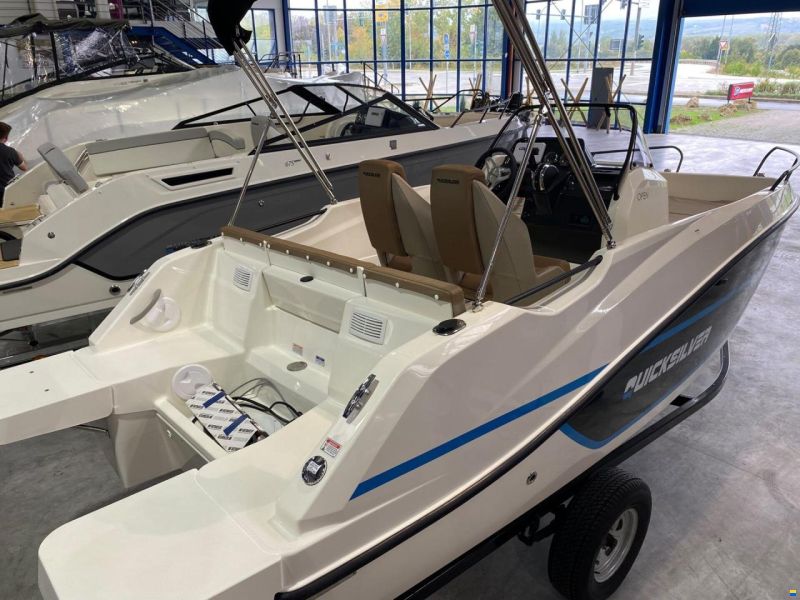 Quicksilver ACTIV 555 OPEN
