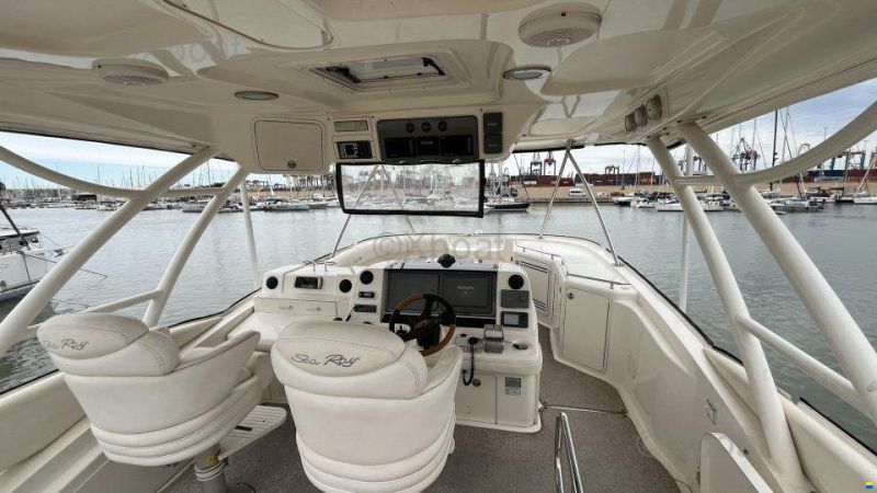 Sea Ray 580 SEDAN
