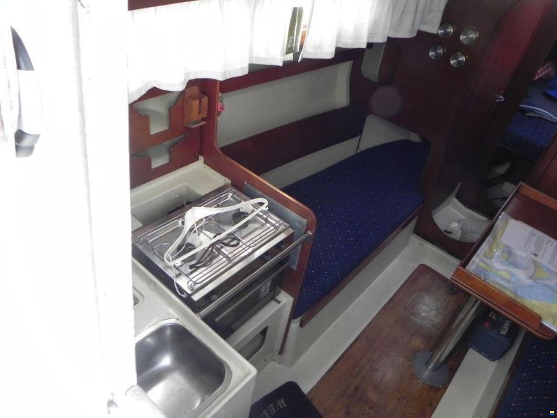 Standfast Loper 27