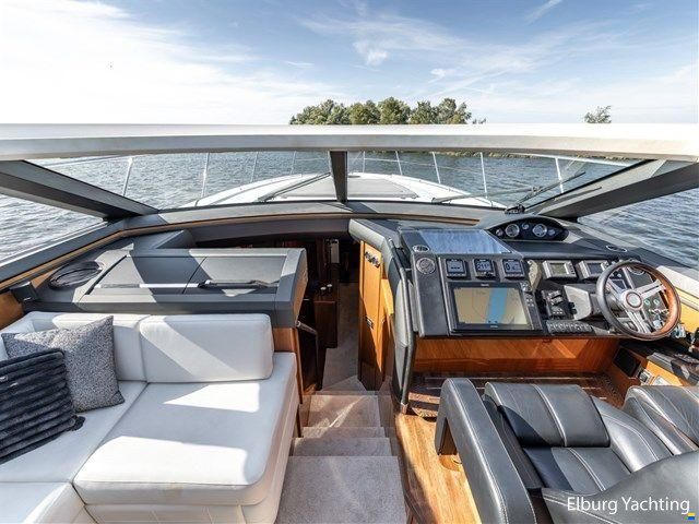 Princess V62