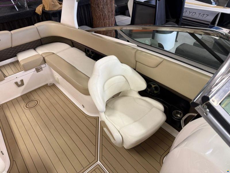 Regal 2500 Bowrider
