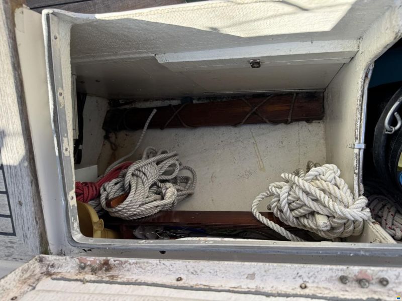 Spirit 28