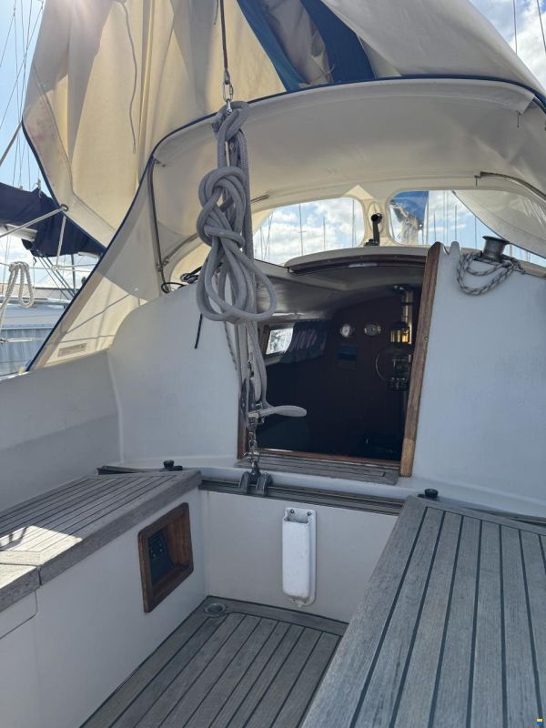 Spirit 28