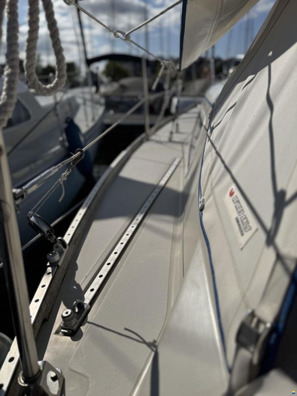 Spirit 28