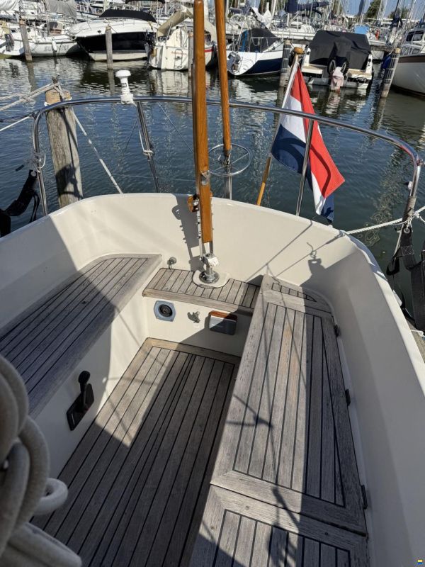 Spirit 28