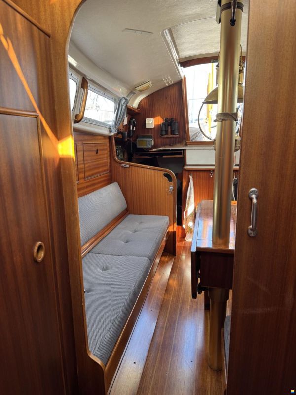 Spirit 28