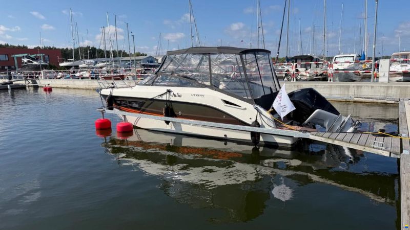 Uttern D77