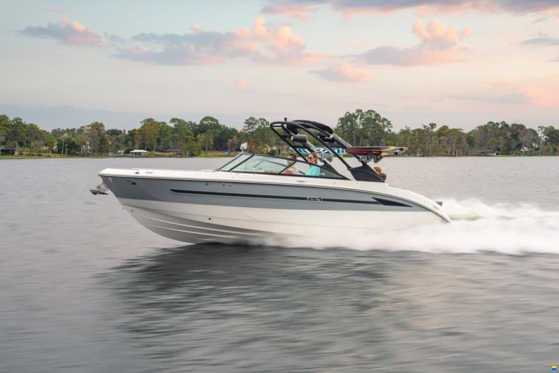 Sea Ray SDX 270 Surf