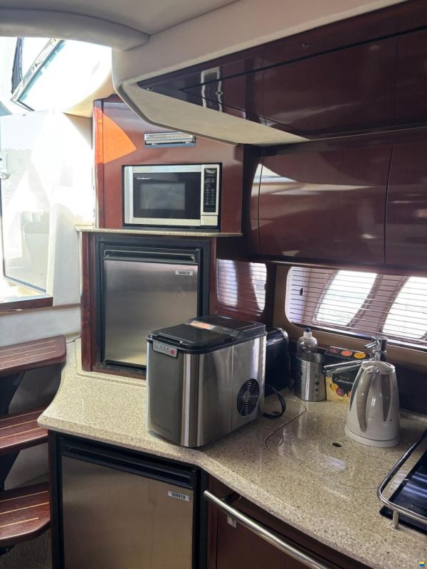 Sea Ray 395 Sun Dancer