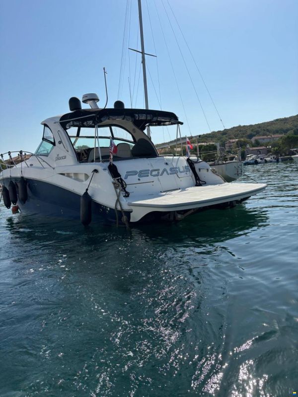 Sea Ray 395 Sun Dancer