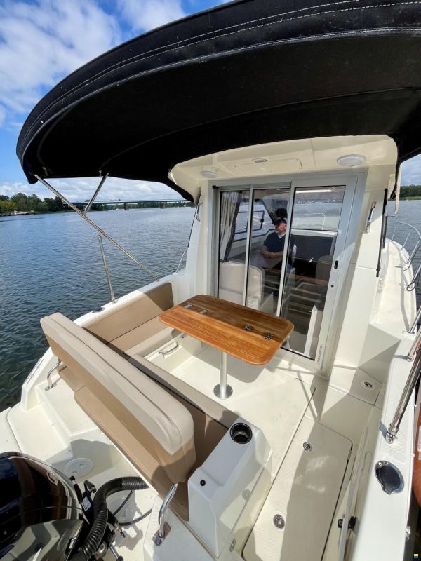 Quicksilver Activ 675 Weekend
