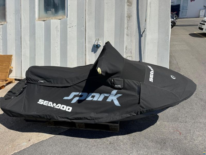 Sea-Doo Spark Trixx 3 UP
