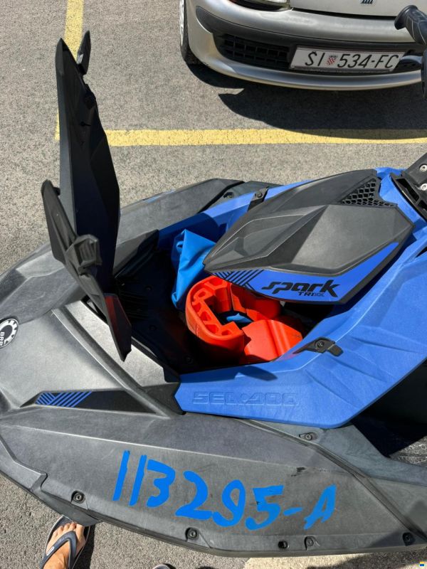 Sea-Doo Spark Trixx 3 UP
