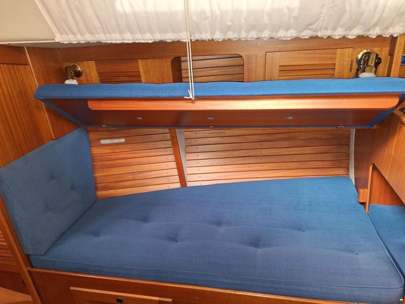 Hallberg-Rassy HR 34