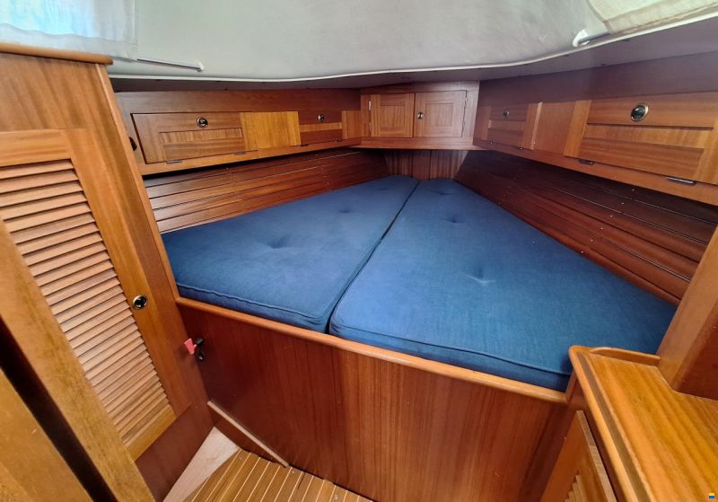 Hallberg-Rassy HR 34