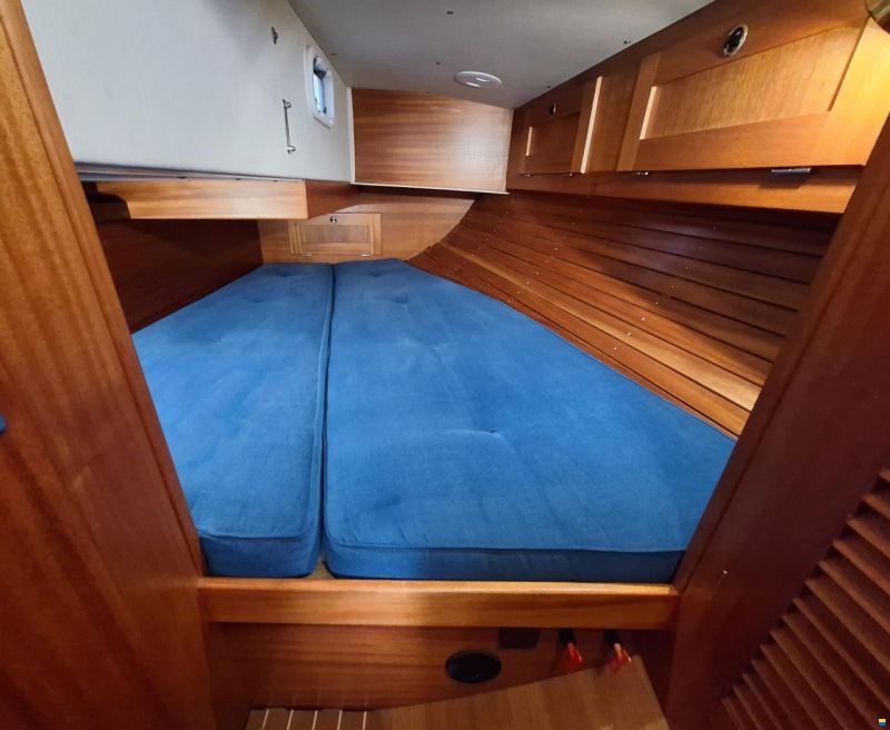 Hallberg-Rassy HR 34