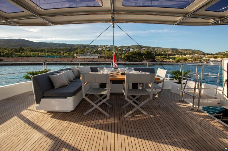 Sunreef 60 Sailing