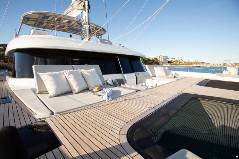 Sunreef 60 Sailing