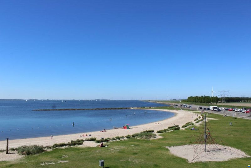 Te koop: Ligplaats Schokkerstrand