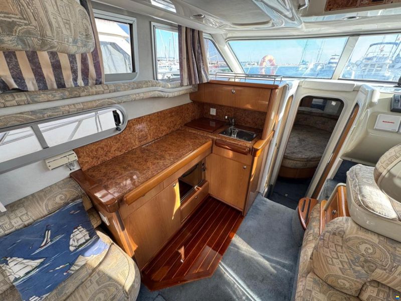 Sealine 330 Flybridge