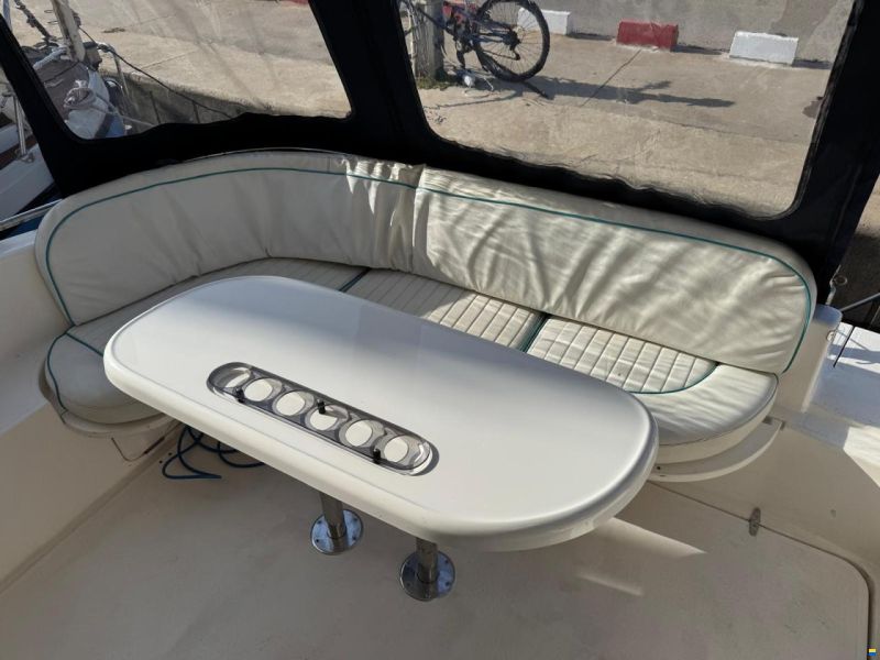 Sealine 330 Flybridge