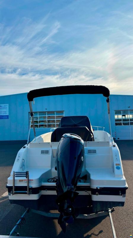 Quicksilver Activ 555 Open