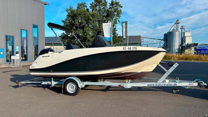 Quicksilver Activ 555 Open