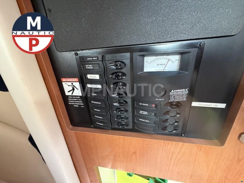 Maxum 2600 SE